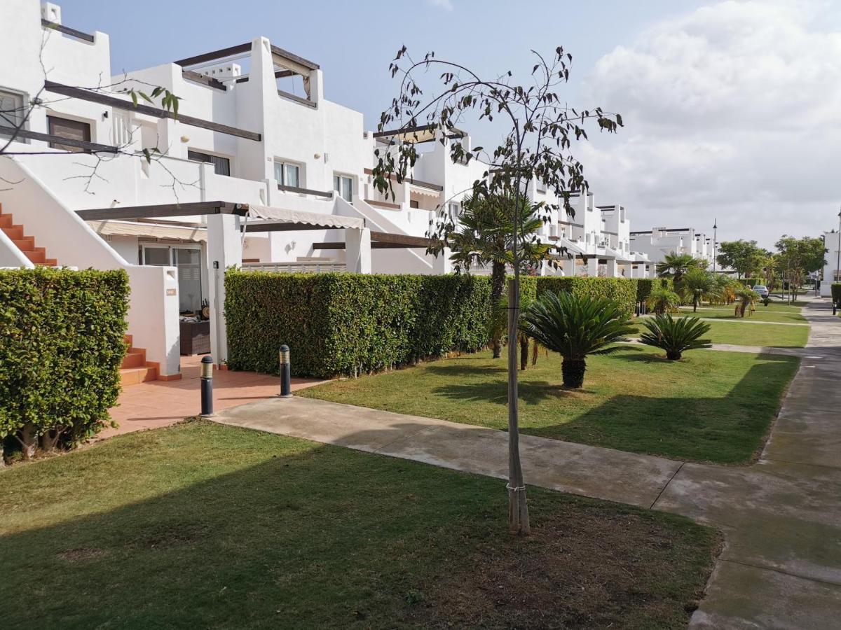 Lovely 3 Bedroom Apartment On Golf Resort Alhama de Murcia Buitenkant foto