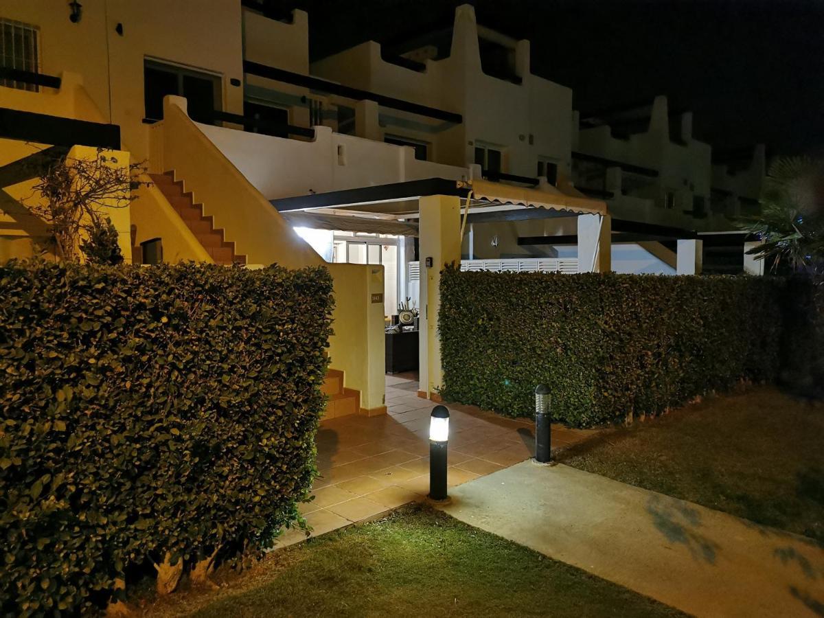 Lovely 3 Bedroom Apartment On Golf Resort Alhama de Murcia Buitenkant foto