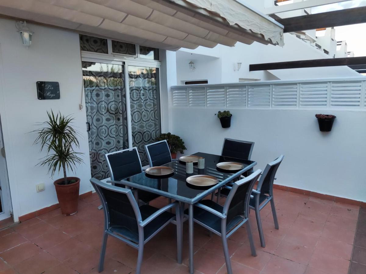 Lovely 3 Bedroom Apartment On Golf Resort Alhama de Murcia Buitenkant foto